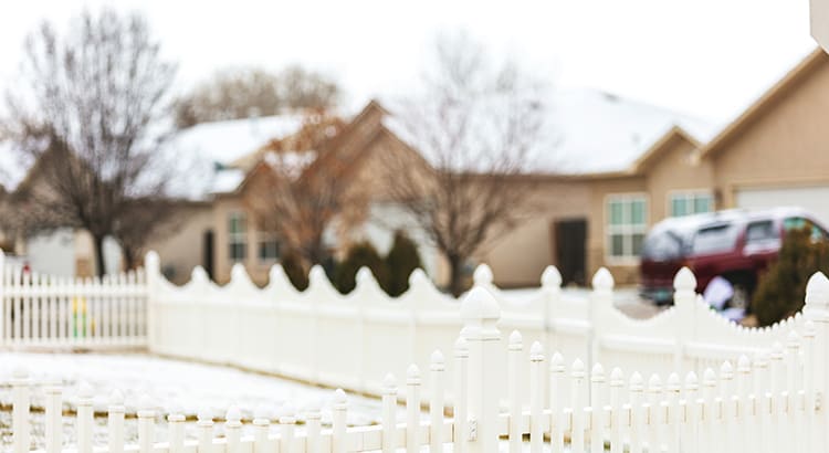 20221102 blog sell house before holidays